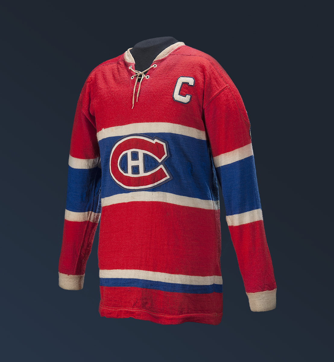 Maillot de hockey des Canadiens de Montréal au Musée canadien de l'histoire à Ottawa.