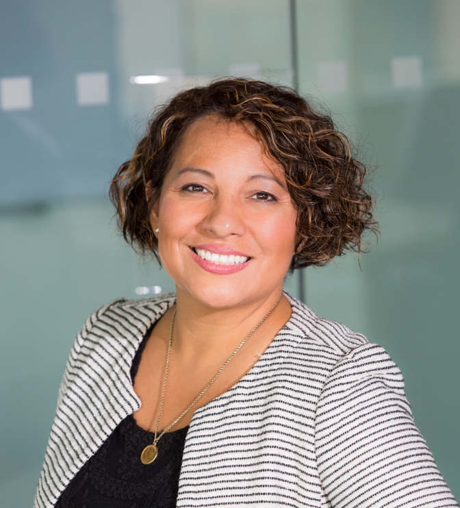 Headshot of Robyn Jeffrey, Manager of Digital Engagement Strategy & Publications at the Canadian Museum of History.